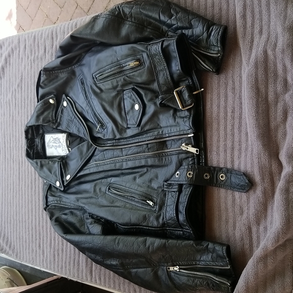 The New Age Other - men's or Men's Unisex black leather motorcycle jacket Size 40
